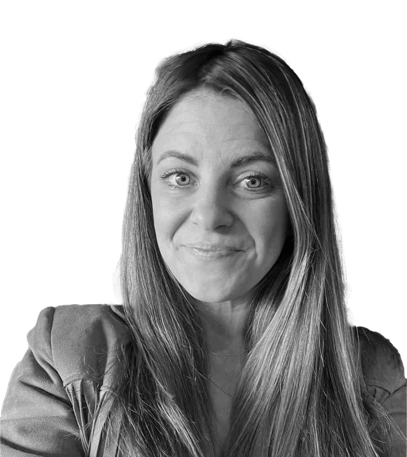 Molly Algya Headshot